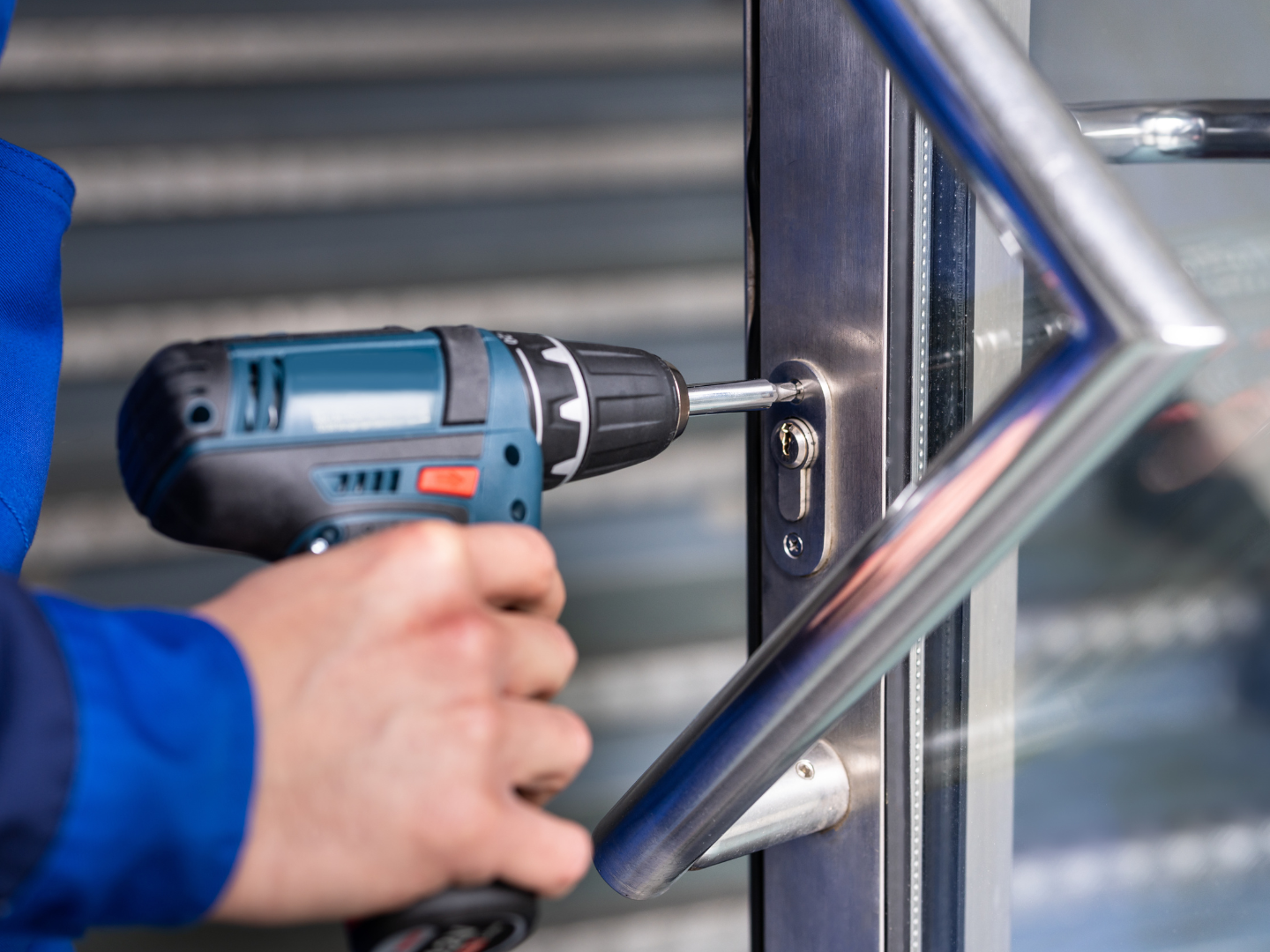 החלפת צילינדר דלת, מנעולן בבאר שבע, מנעולן באופקים, מנעולן בנתיבות, מנעולן בשדרות, החלפת צילינדר בבאר שבע, פריצת דלתות, מנעולן מקצועי בדרום, מנעולן 24/7 בדרום, מנעולנים בדרום הארץ, מנעולן חירום בבאר שבע, מנעולים חכמים בדרום, מנעולן להחלפת צילינדר, שירותי מנעולן בדרום, פתרונות מנעולנות בבאר שבע